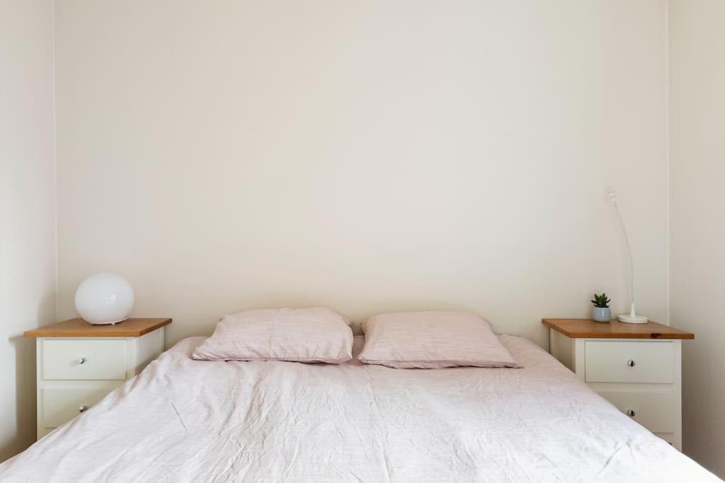 Apartment - Quiet And Cosy With Cat And Garden